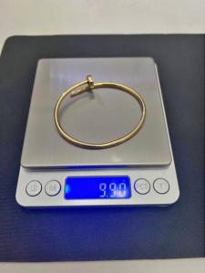 18k Gold Nail bangle size 17 with receipt 9.90 Grams PM for Additional information