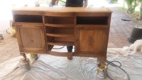 WOODEN FURNITURE, DOORS, FLOORING AND PARGOLA POLISHING AND Painting Services