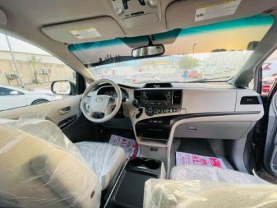 Toyota Sienna 2013