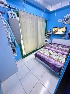 Couple or single lady partition available