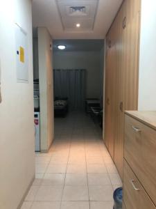 Sharing Studio Apartment