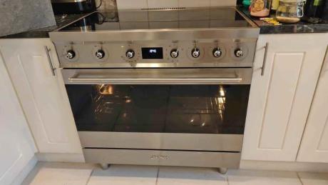 Smeg brand 5 burner latest model