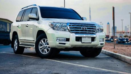 Toyota Land cruiser 2011 model GXR (60th Anniversary)