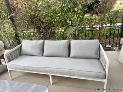 Selling a full outdoor furniture set, all in excellent condition.