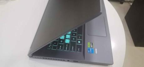 MSI THIN 15 GAMING LAPTOP