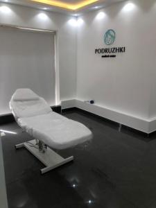 Doctor's office for rent