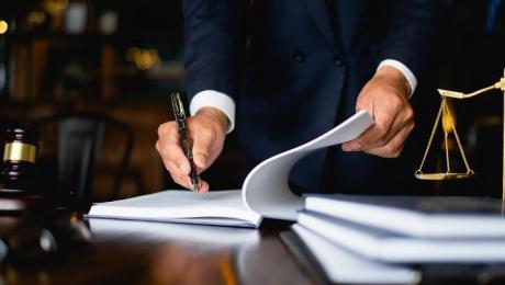 Professional Legal Consultant in Dubai for Business & Corporate Matters