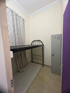 Fully close partition