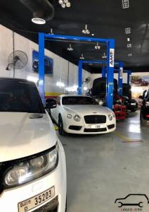 Range Rover and Rolls Royce repair service workshop in Abu Dhabhi