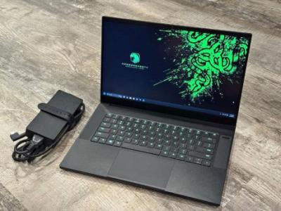Razer Blade 15 (8gb RTX) 240hz Display
