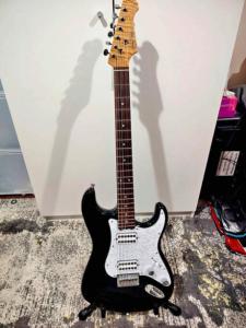 Electric guitar stratocaster pro series