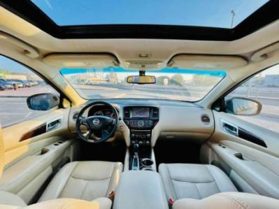 Nissan Pathfinder Sv 2016 GCC specs 152k kms done
