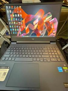 HP Victus Gaming Laptop i5 12450h