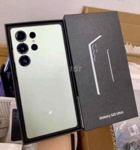 Samsung Galaxy S25 Ultra AED540