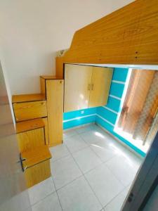 Al riga Metro Station exit 1. Room partitions available