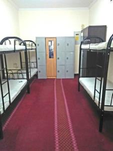 BED SPACE/ Couple/Solo PARTITION available for Immediate Occupancy Near UNION/BANIYAS STN.