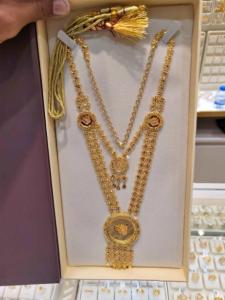 22 carat gold Total weight 48.25. Gram beautiful necklace