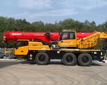 The SAC600E Euro V 60t crane by SANY is ideal for projects requir