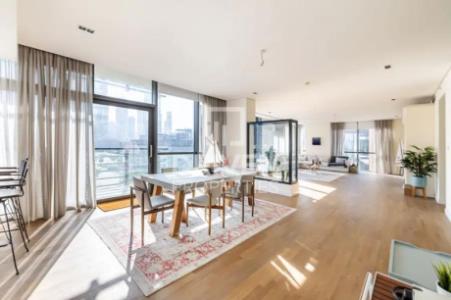 Furnished and Amazing Apt w/ Maid's Room