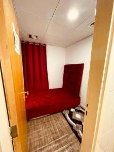 Big Partition And Room Available