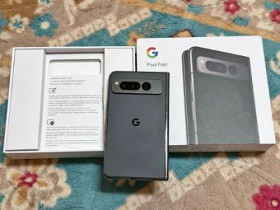 Google pixel Fold 256 gb black
