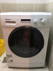 Loft Type Closed Partition with Big Wardrobe and Sharing Bathroom