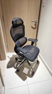 Nouhaus ergonomic chair ergo 360