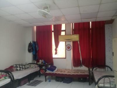 Bed Space Available For Indians