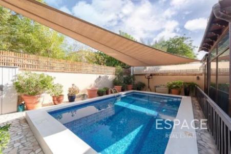 Exclusive | Upgraded | Huge Plot | 3BR