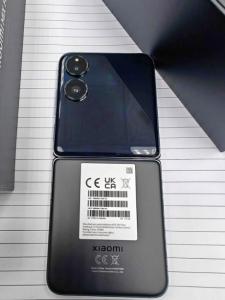 Xiaomi Mix Flip 512-16