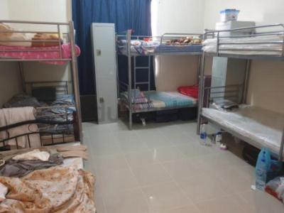 Bedspace available for bachelor in al khail gate