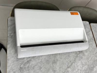 Samsung 4k laser ust projector