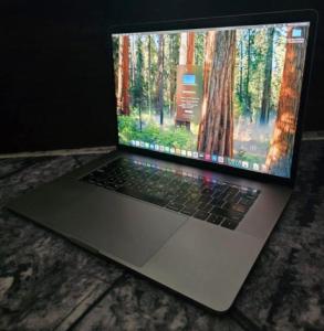 Apple Macbook Pro 2018