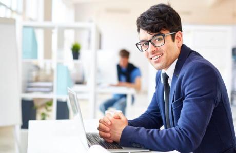 Get Professional, Commercial, eCommerc & Freelance Licence in Oman