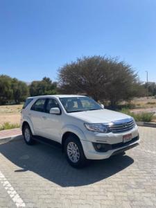 Selling toyota fortuner TRD sportivo 2015