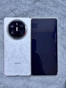 Huawei mate X6 grey 16/512