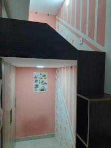 Partition Loftbed Type and capsule type