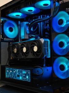 Ryzen 9700X + RTX 5070Ti 16G