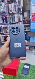 ONE' PLUS 13 R 12 GB RAM 256 GB STORAGE NEW