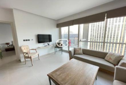 AED 2500, Living Room