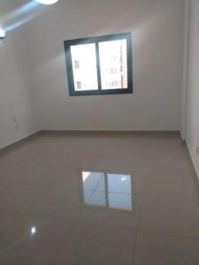 Family Building Well Maintained 2BHK Apartment