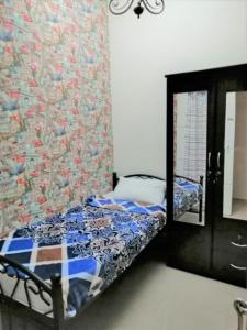 Closed Partition Room with Sharing Full Bathroom with Bathtub