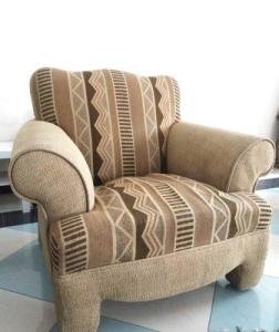 Elegant Style Sofa
