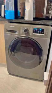 Samsung washer dryer combo 8kg 6kg perfect working