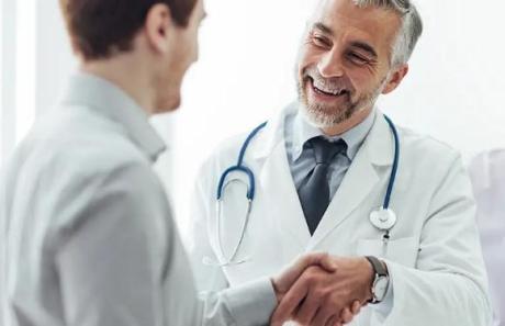 When to Call a Doctor at Home Dubai for Your Family